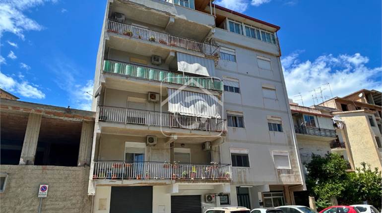 AMPIO APPARTAMENTO RIF. V373/25