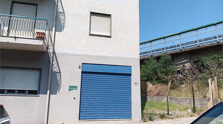 LOCALE COMMERCIALE RISTRUTTURATO RIF. V379/25