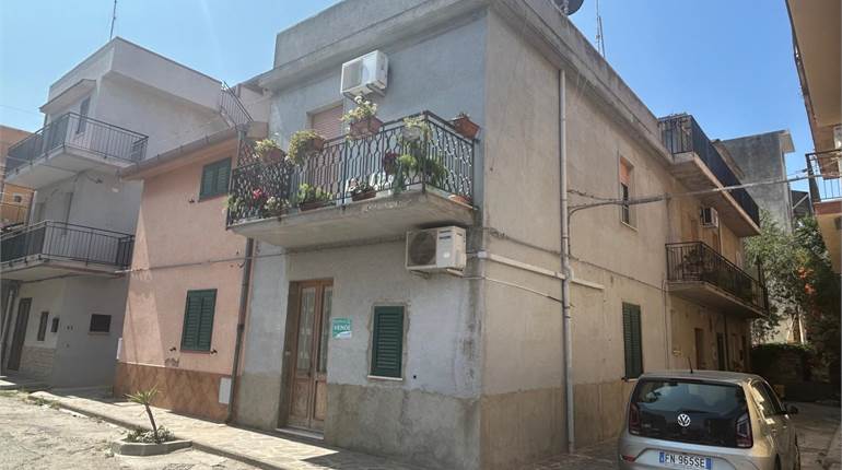 APPARTAMENTO MACELLARI